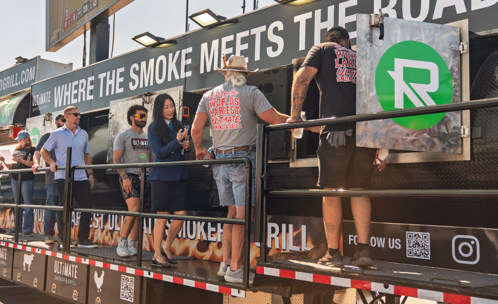 The World's Largest Ultimate Smoker and Grill on record day